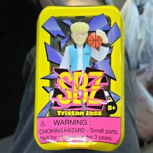 Tristan Action Figures Blue and Yellow Playset